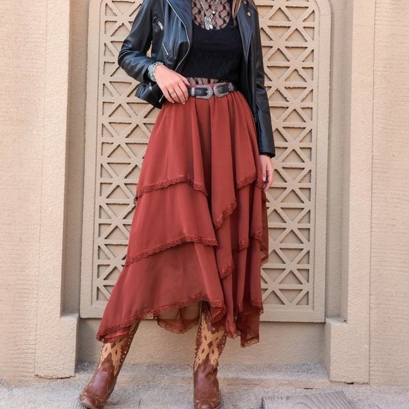 Boho Asymmetrical Hem Layer midi Skirt - Picture 4 of 5